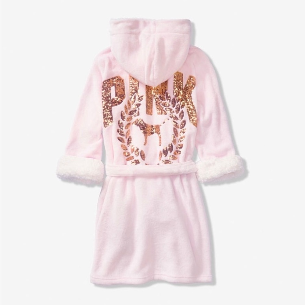 Bling VS PINK Robe